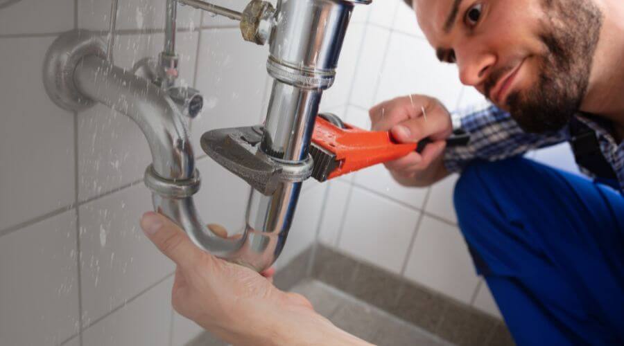 Expert burst pipe repair services in Elbow Lake, MN